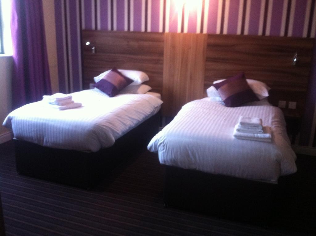 Mourne Country Hotel Ньюрі Номер фото