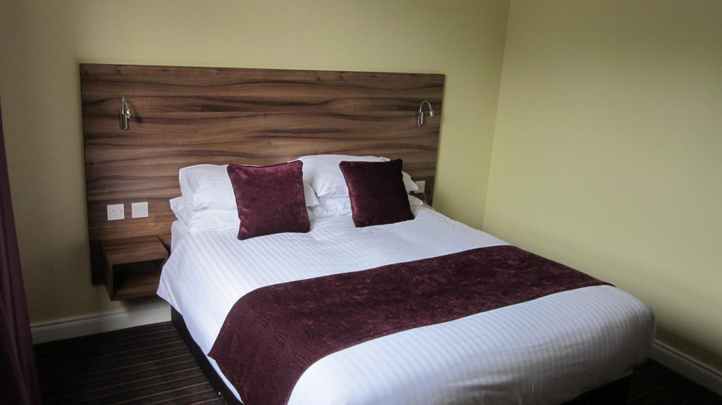 Mourne Country Hotel Ньюрі Номер фото