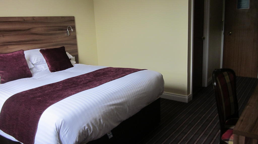 Mourne Country Hotel Ньюрі Номер фото